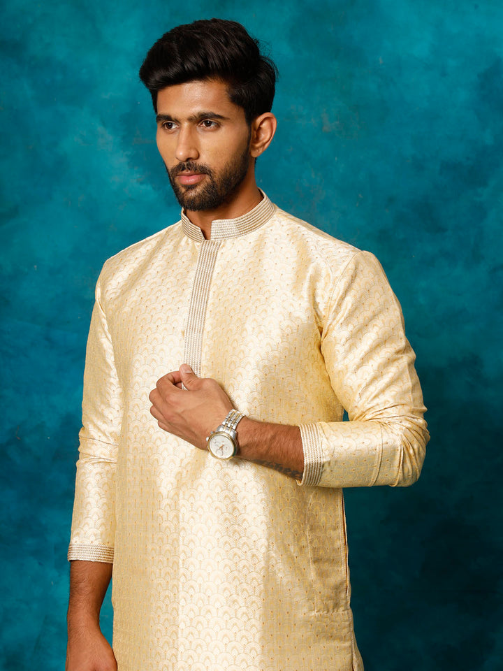 VASTRAMAY Men's Gold jacquard Kurta With Pyjama Set