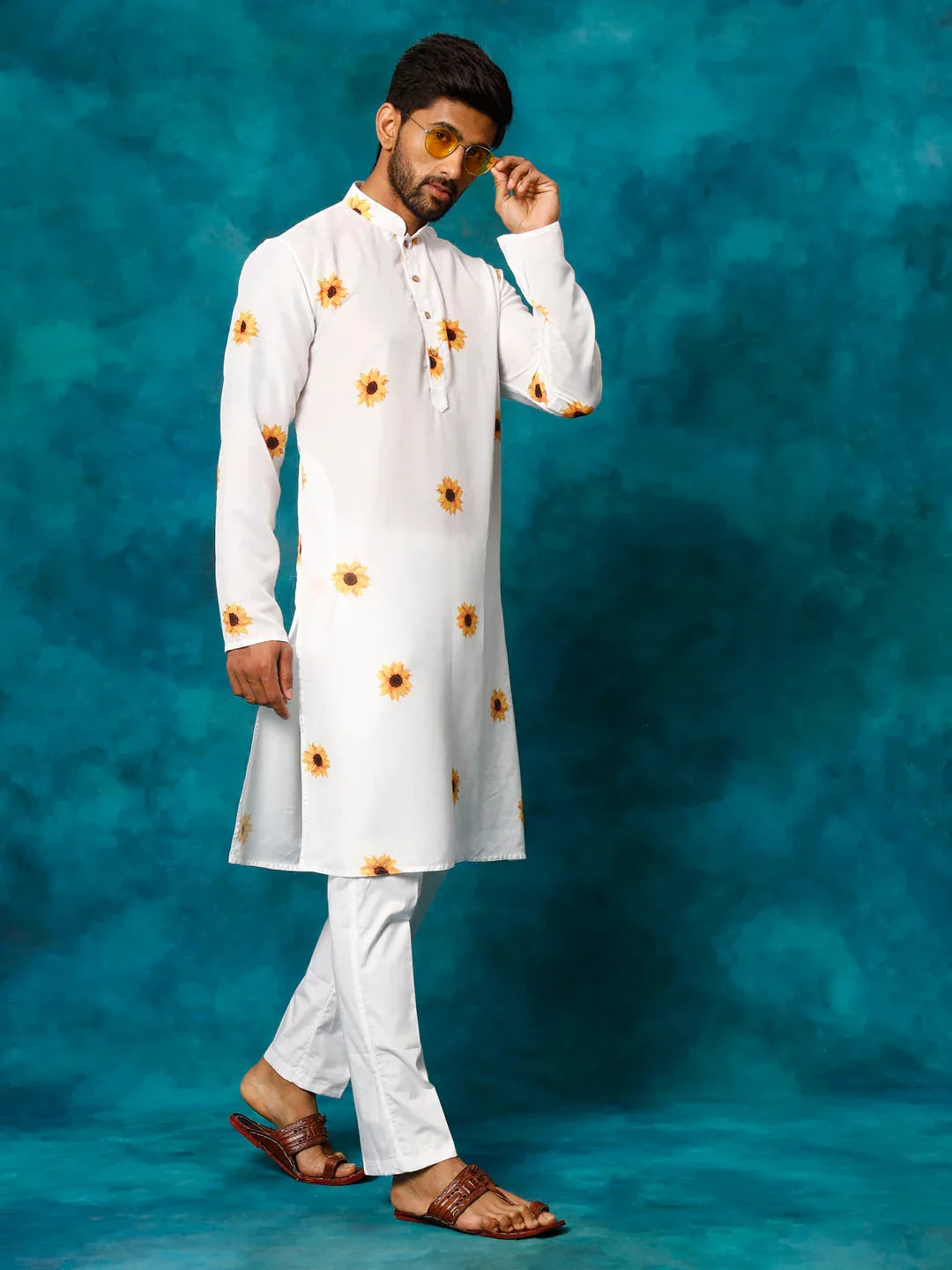 Men's White Cotton Blend Sunflower Print Kurta