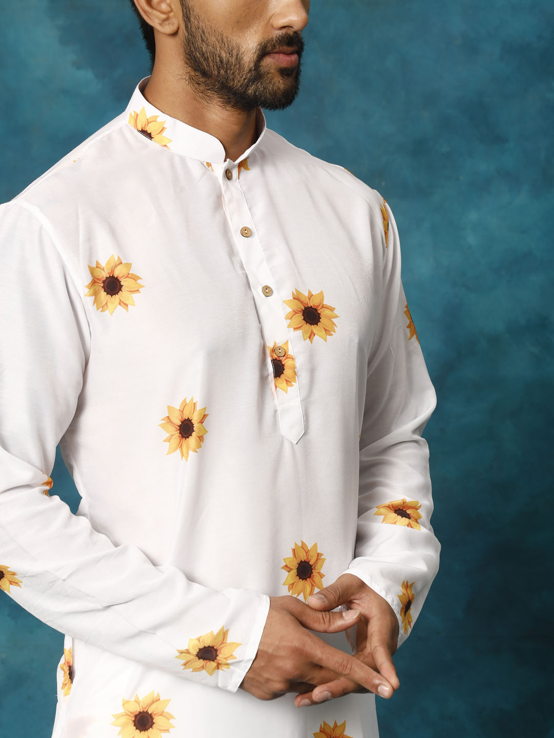 VASTRAMAY Men's White Cotton Blend Sunflower Print Kurta Pant Set