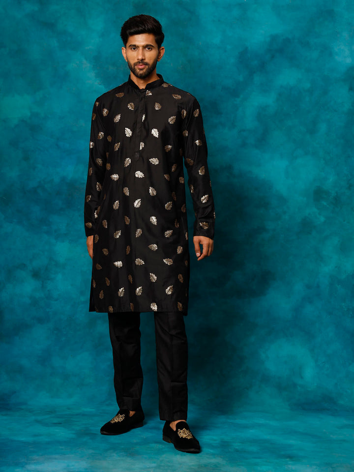 VASTRAMAY Men's Black Leaf Motif Embellished Kurta Pant Set