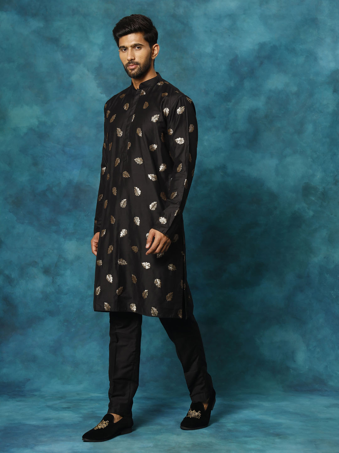 VASTRAMAY Men's Black Leaf Motif Embellished Kurta Pant Set