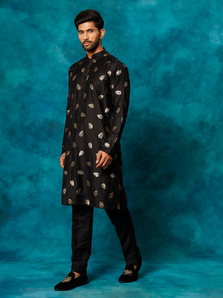 VASTRAMAY Men's Black Leaf Motif Embellished Kurta Pant Set