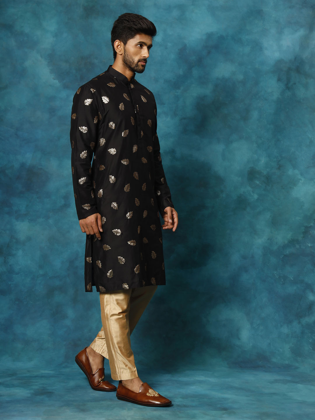 VASTRAMAY Men's Black Leaf Motif Embellished Kurta Pant Set