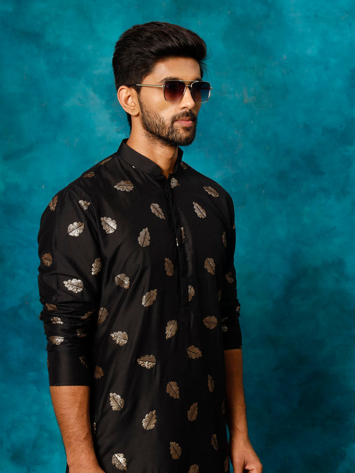 VASTRAMAY Men's Black Leaf Motif Embellished Kurta Pant Set