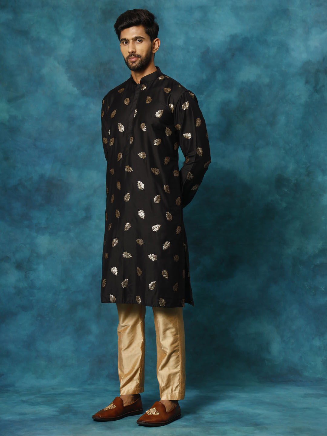 VASTRAMAY Men's Black Leaf Motif Embellished Kurta Pant Set