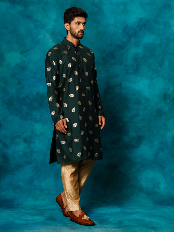 VASTRAMAY Men's Green Leaf Motif Embellished Kurta Pant Set