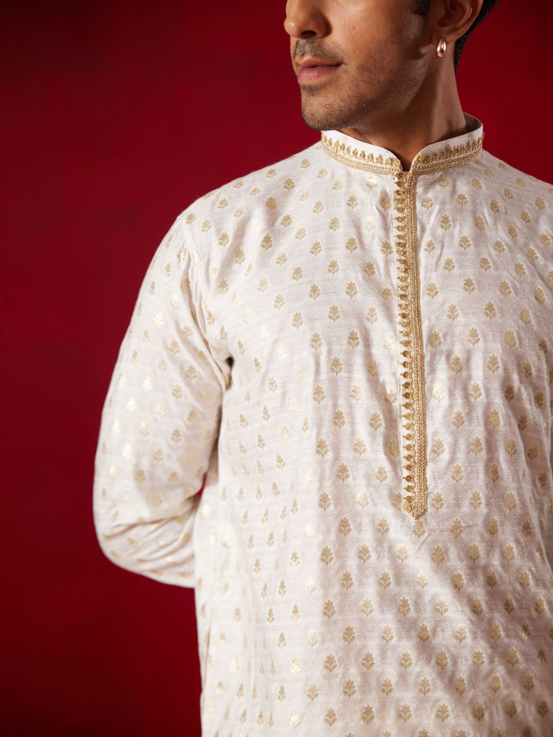 Me's Cream Silk Blend Jacquard Kurta With Pant Set