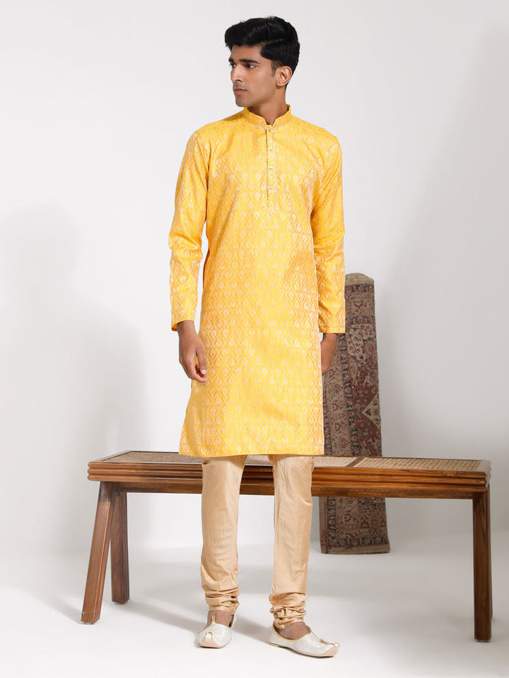 VASTRAMAY Men's Yellow Silk Blend Kurta And Pyjama Set