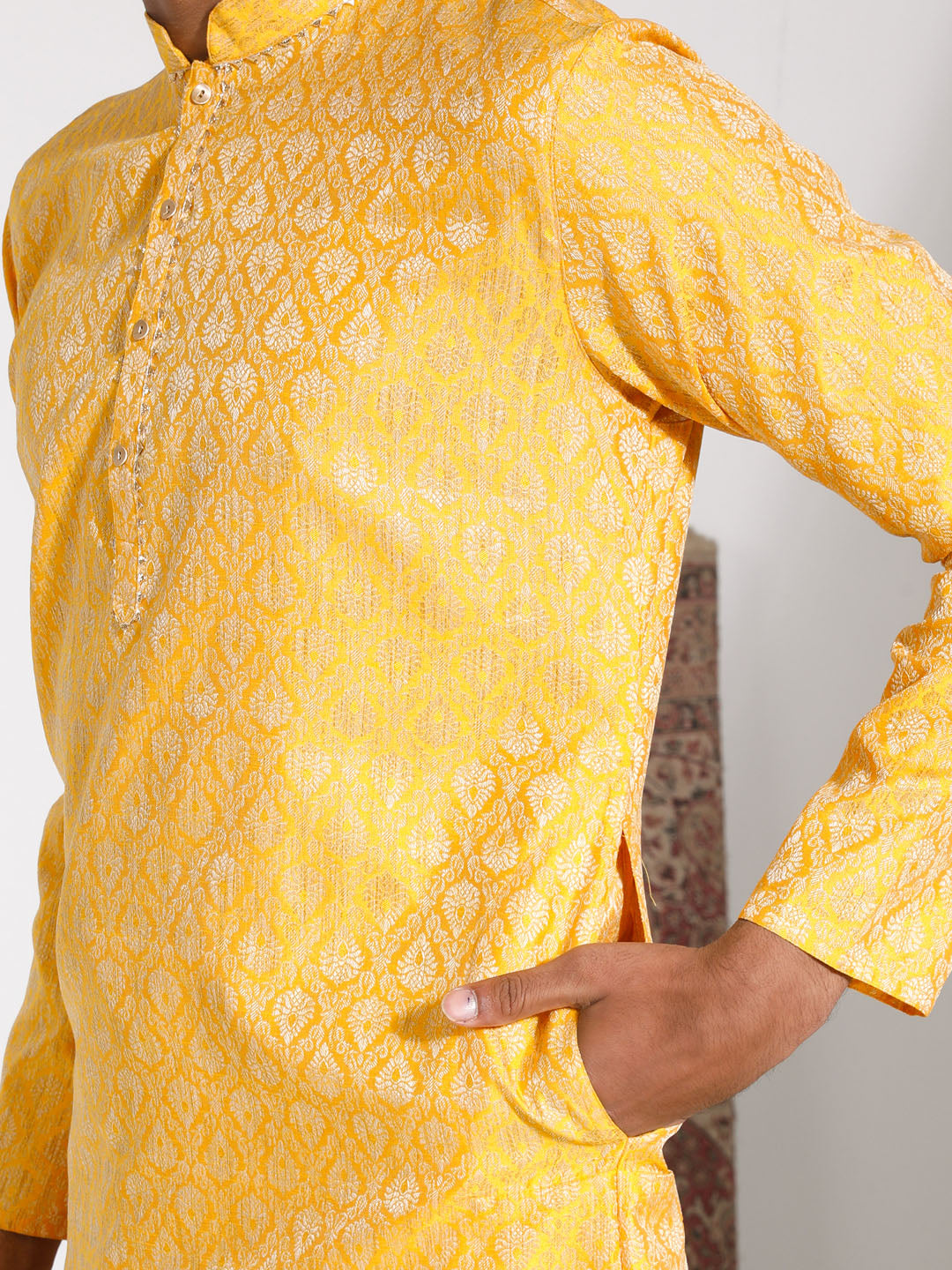 VASTRAMAY Men's Yellow Silk Blend Kurta And Pyjama Set