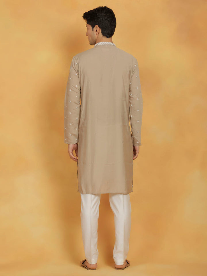 VASTRAMAY Men's Gray And White Silk Blend Kurta And Pyjama Set