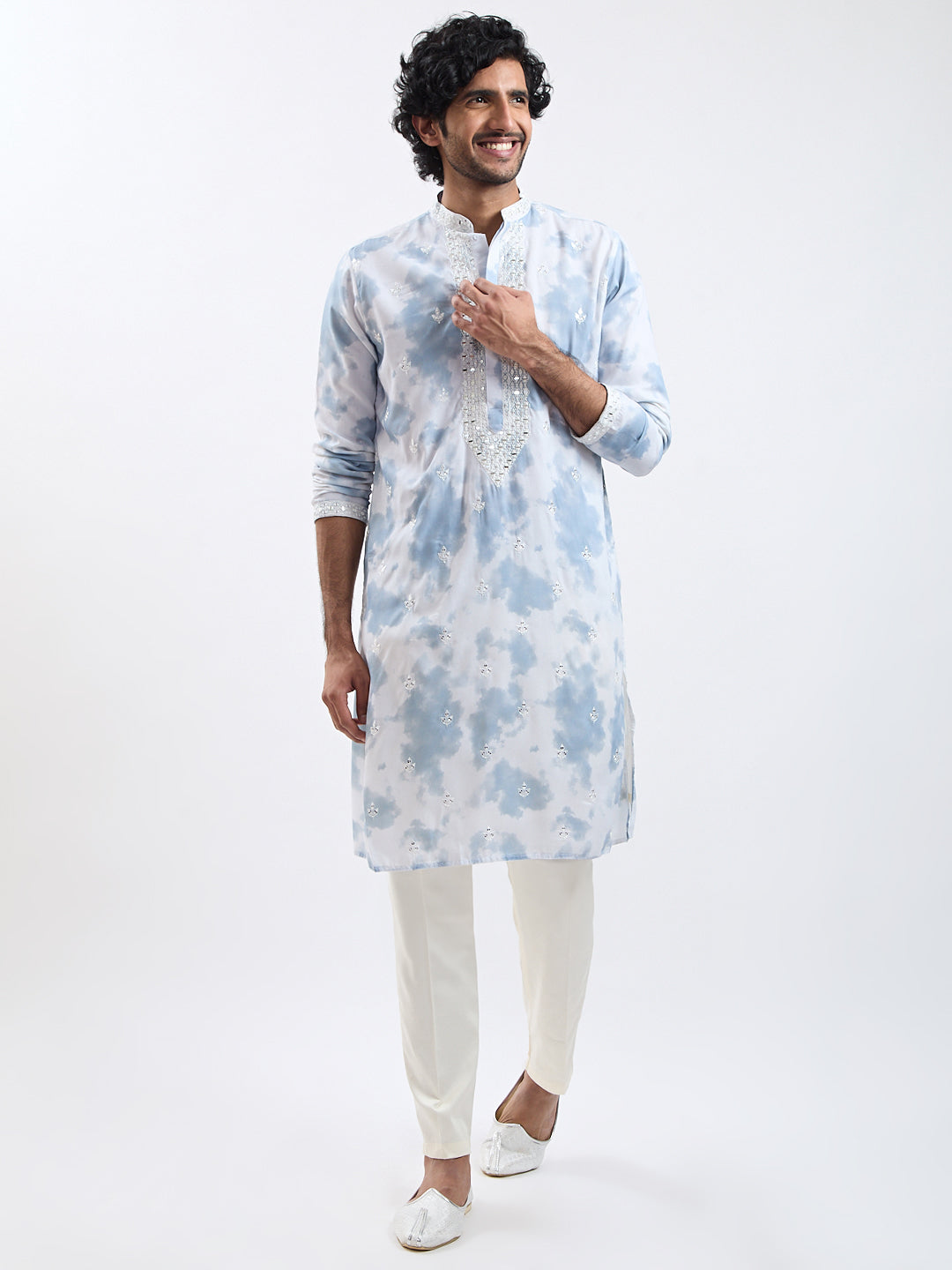 Men's Grey And Cream Cotton Blend Kurta And Pyjama Set