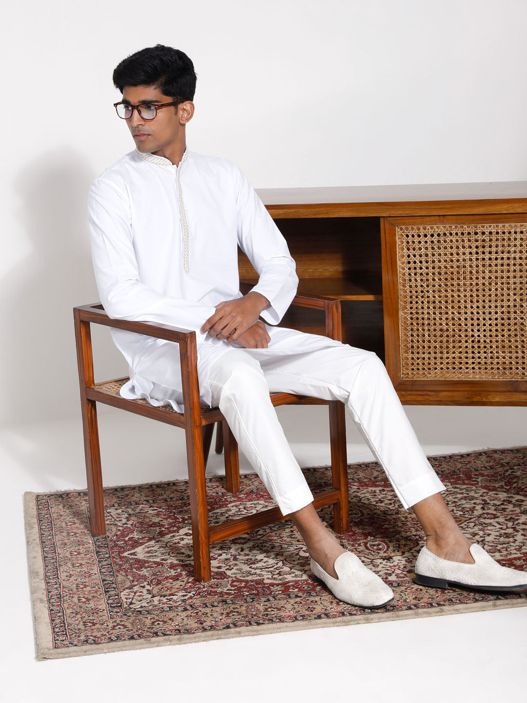 VASTRAMAY Men's White Cotton Kurta Pyjama Set