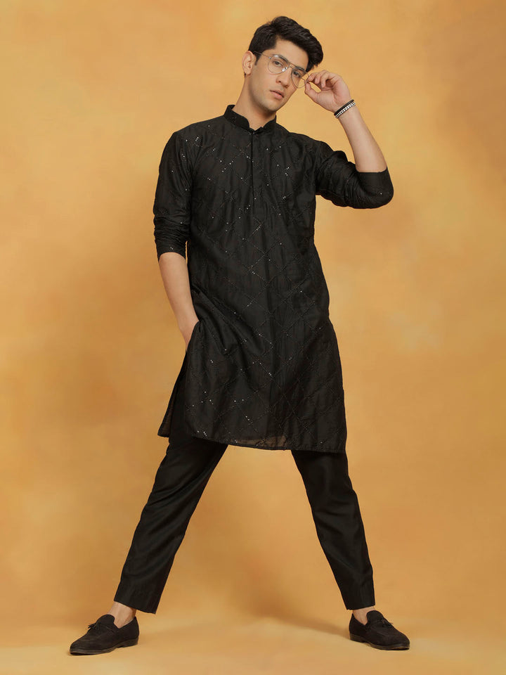 VASTRAMAY Men's Black Viscose Kurta And Pyjama Set