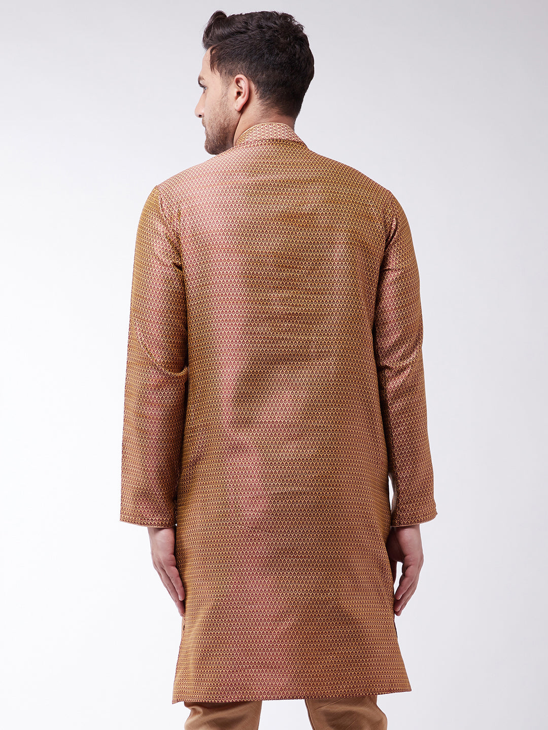  Elegant and Traditional VM By VASTRAMAY Men's Maroon Silk Blend Kurta for Special Occasions