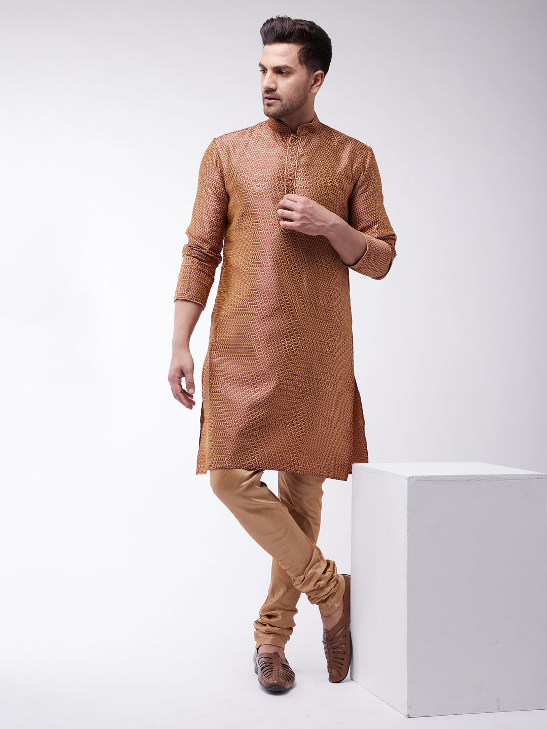  High-Quality VM By VASTRAMAY Men's Maroon Silk Blend Kurta with Fine Fabric and Stylish Design