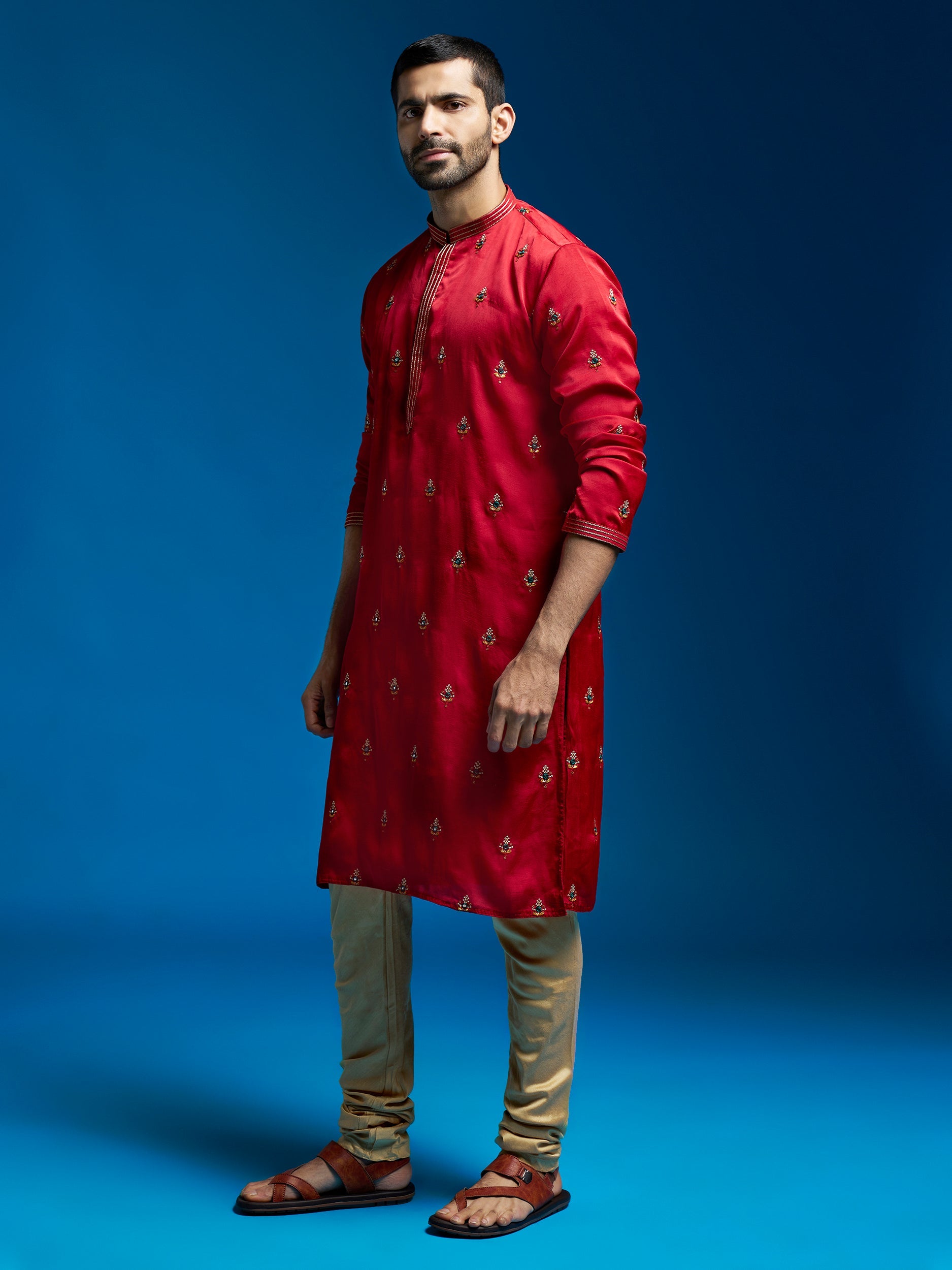 Men's Maroon Silk Blend Kurta And Pyjama Set