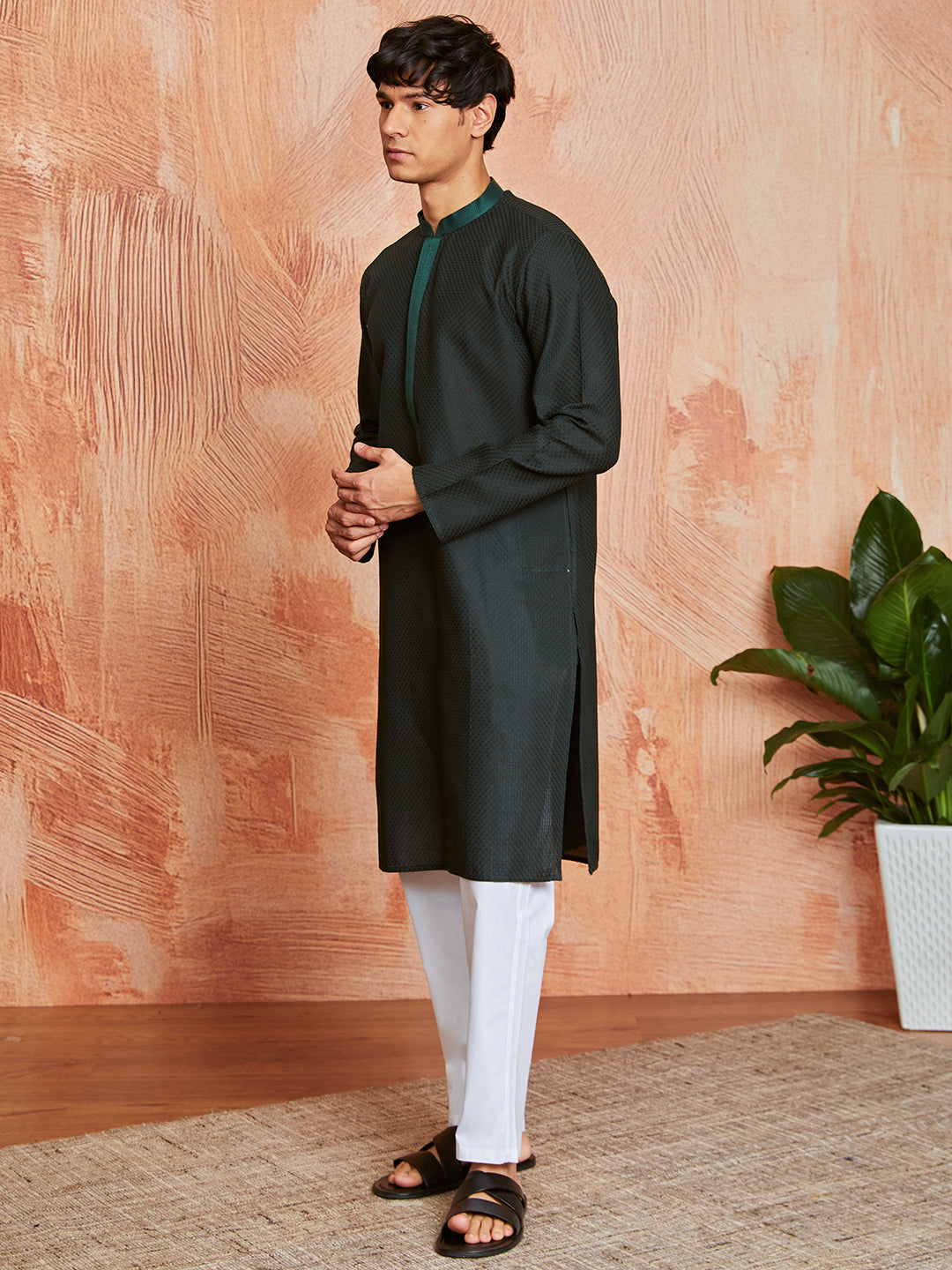Men's Bottle Green Cotton  Kurta And Pyjama Set