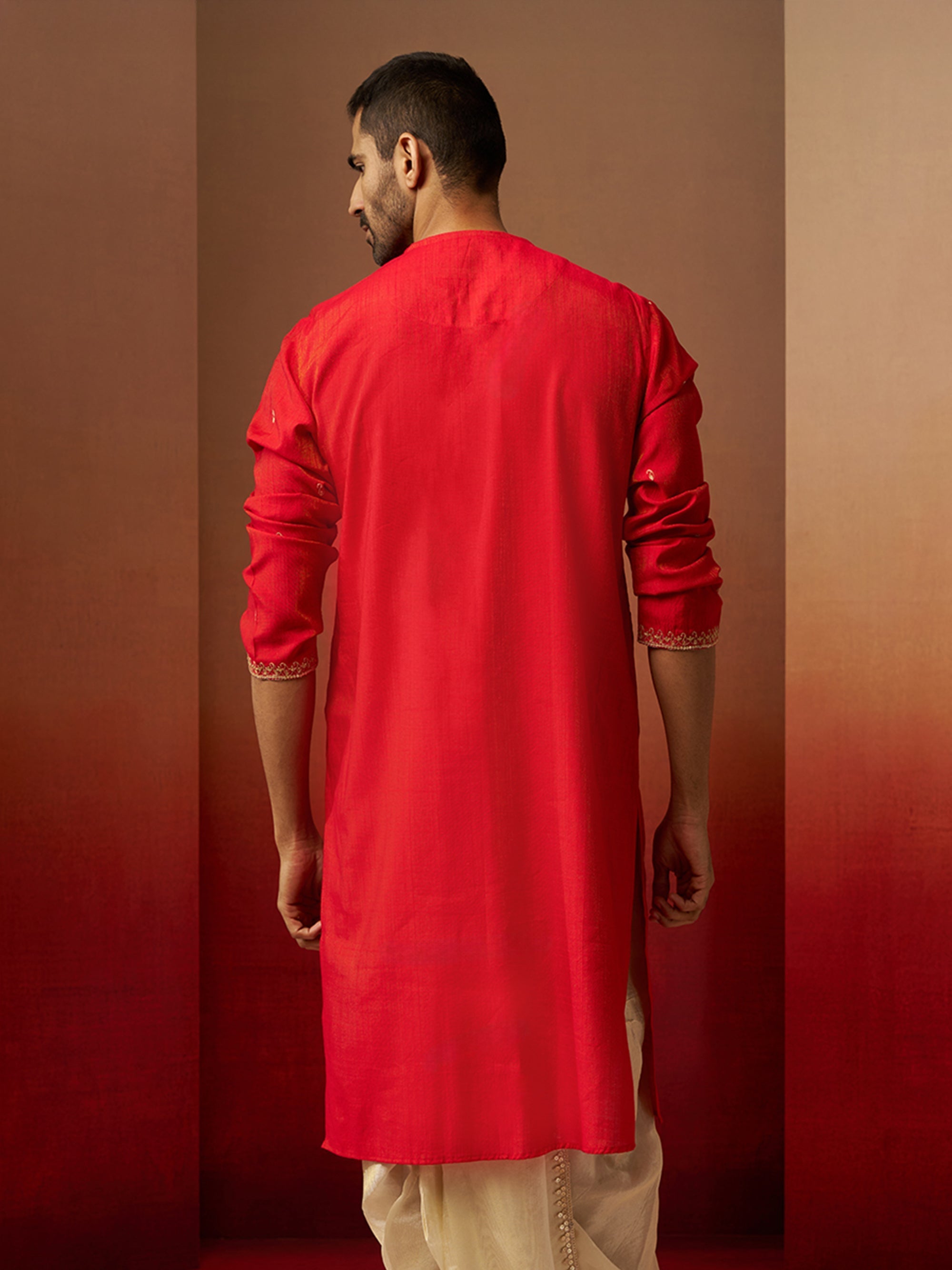 Vastramay Men Red Hand Embroidered Kurta