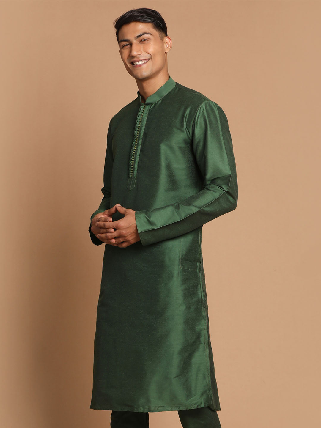 VASTRAMAY Men's Green Cotton Silk Blend Kurta