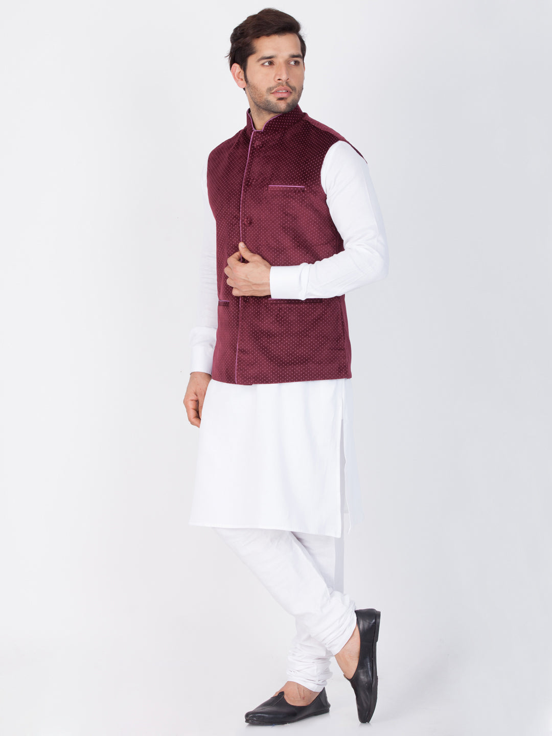 Vastramay Cotton White And Maroon Baap Beta Jacket Kurta Pyjama set