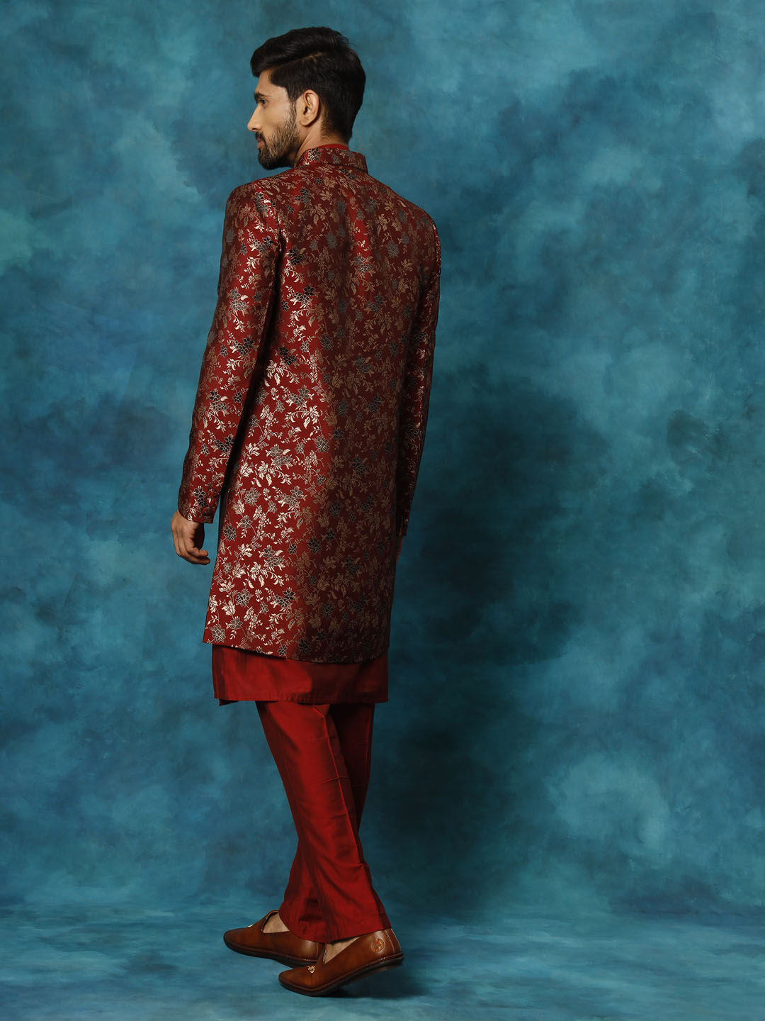 VASTRAMAY Men's Red Jacquard Indo Western With Maroon Viscose Kurta Pant Set, traditional Indian outfit with intricate pattern and rich color