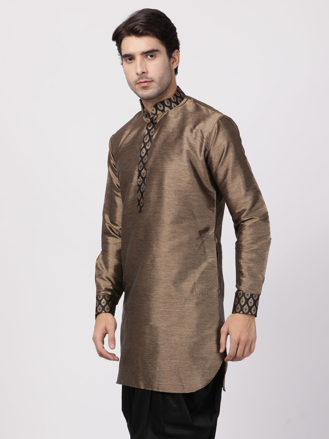 VM By VASTRAMAY Men's Bronze And Black Silk Blend Kurta