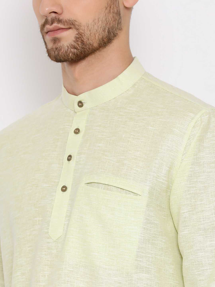 VASTRAMAY Men's Green Cotton Blend Short Kurta