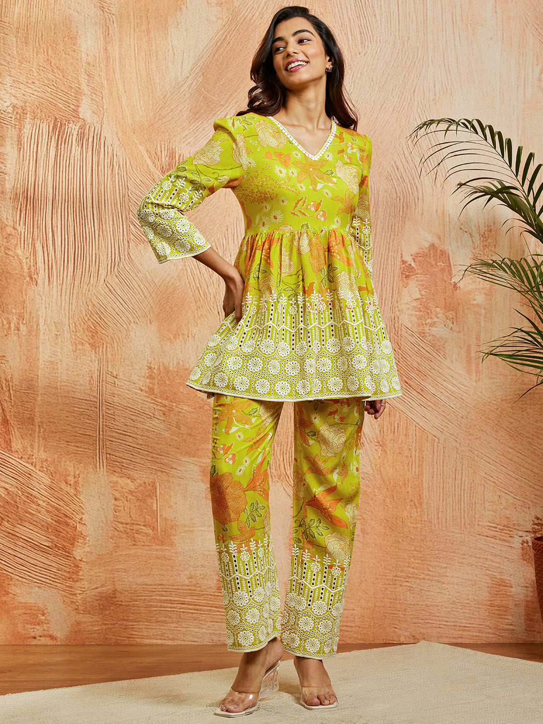 Women's Pista Green Co Ords Set - qivii