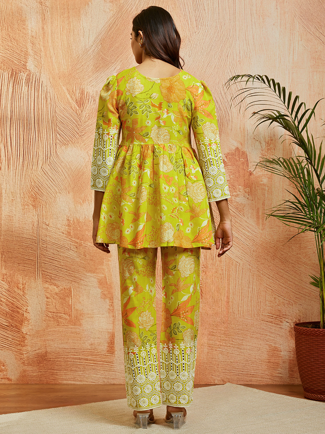 Women's Pista Green Co Ords Set - qivii