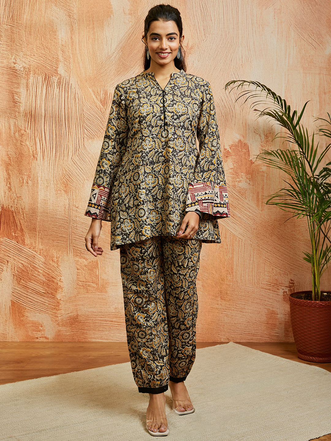 Women's Black Co Ords Set - qivii