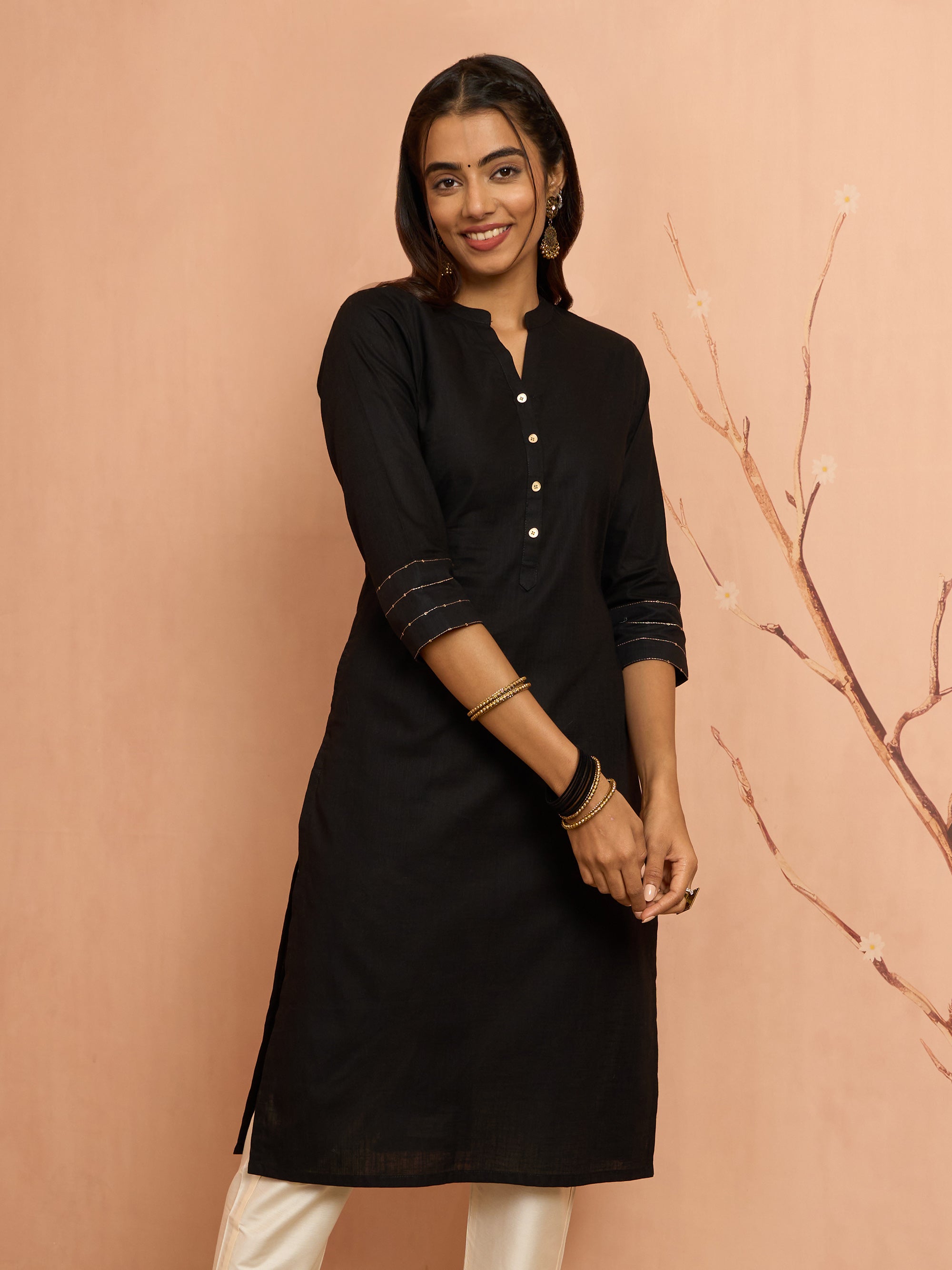 Women's Black Embroidered Cotton Kurta
