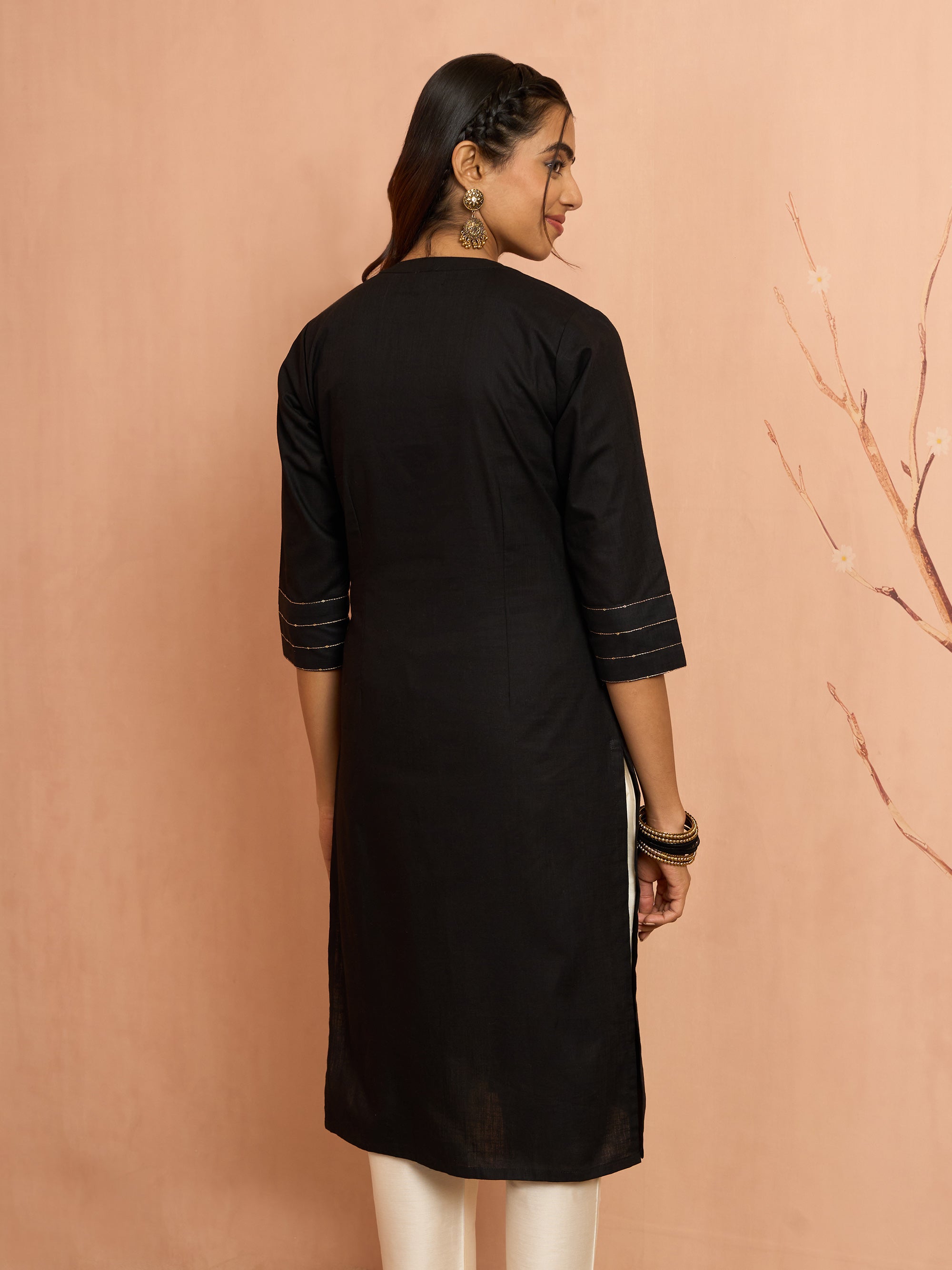 Women's Black Embroidered Cotton Kurta