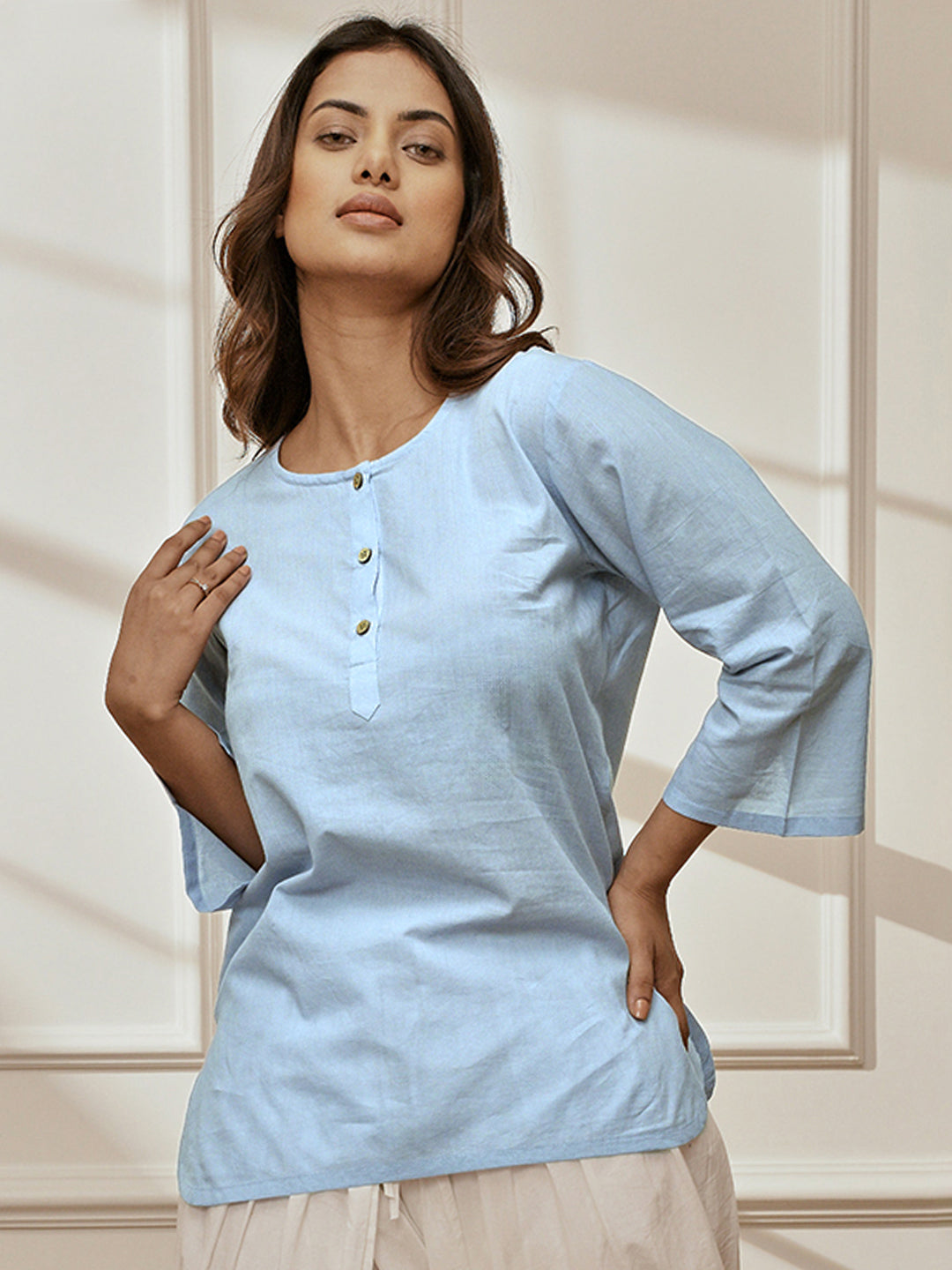 Women Aqua Cambric Cotton Round Neck Yoga Kurta