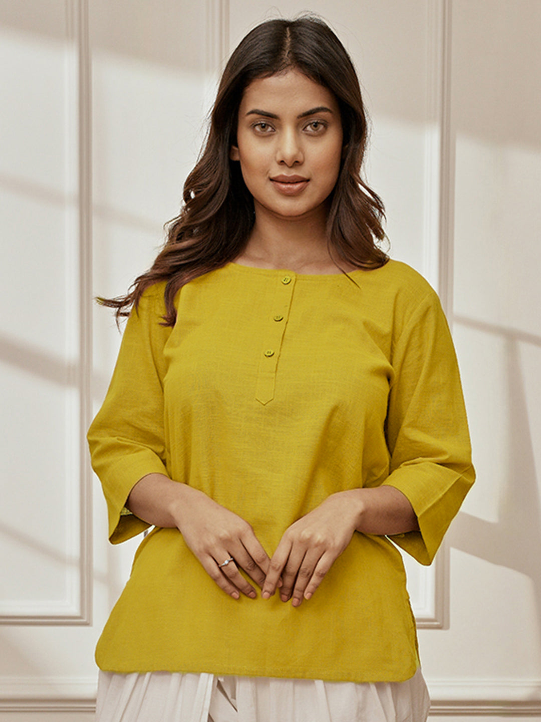 Women's Olive Green Cambric Cotton Round Neck Yoga Kurta