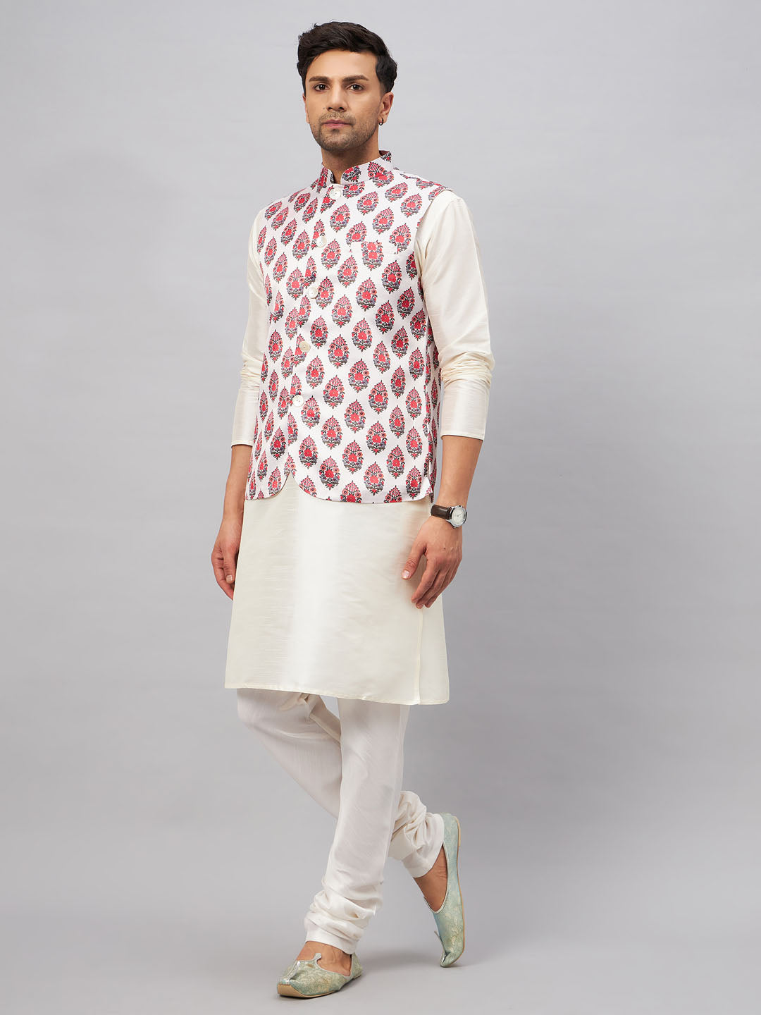 VM BY VASTRAMAY Men's Multicolor Printed Ethnic Jacket With Cream Silk Blend Kurta and Pyjama Set