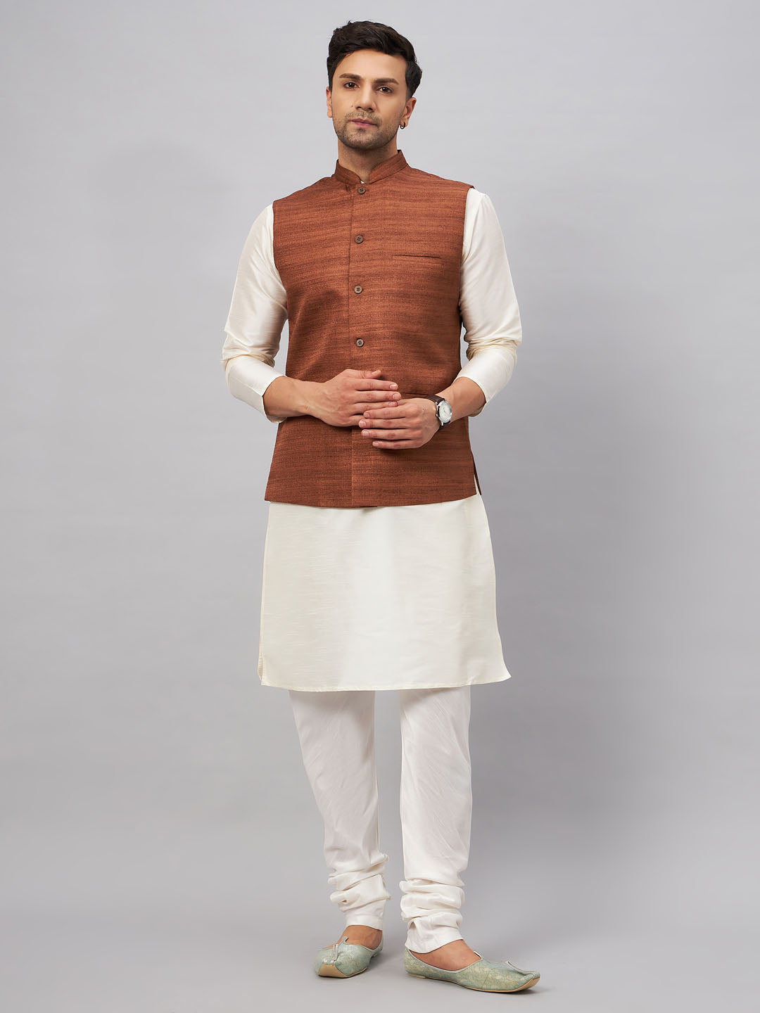 VM BY VASTRAMAY Men's Coffee Matka Silk Nehru Jacket With Cream Silk Blend Kurta Pyjama Set