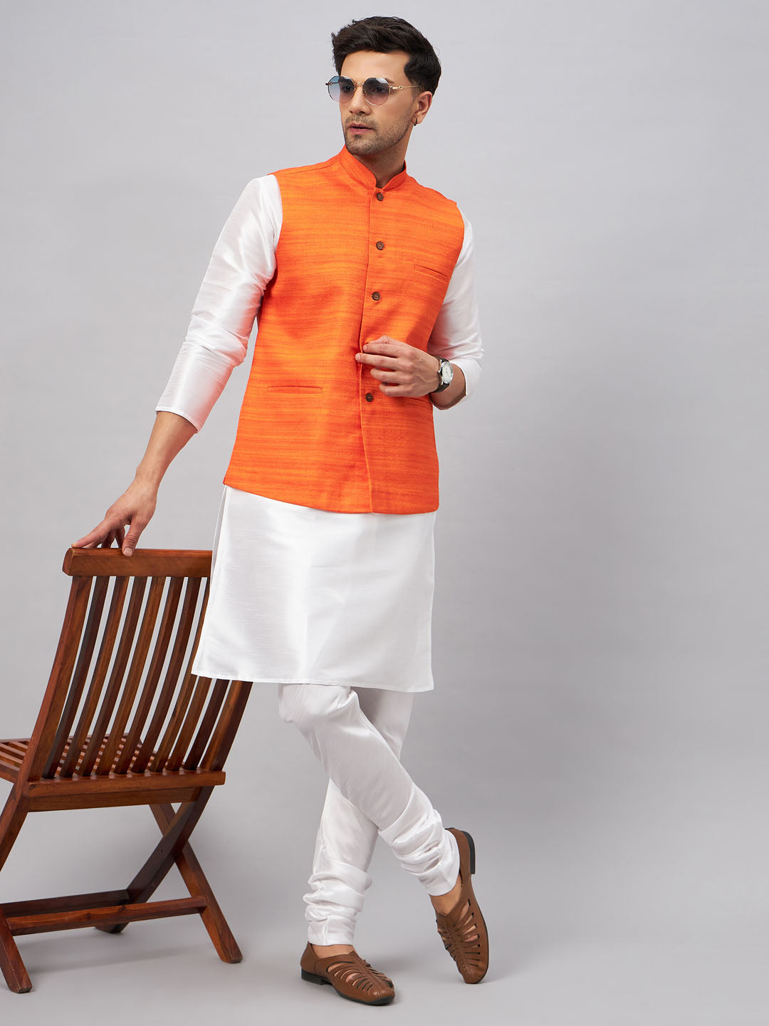 VM BY VASTRAMAY Men's Orange Matka Silk Nehru Jacket With White Silk Blend Kurta Pyjama Set