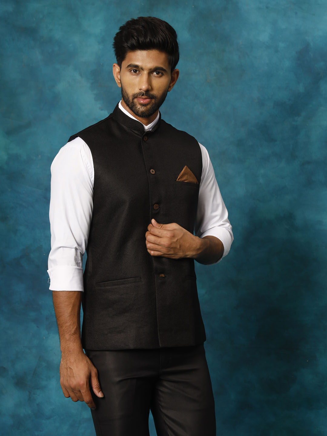 VM BY VASTRAMAY Men's Black Woven Nehru Jacket