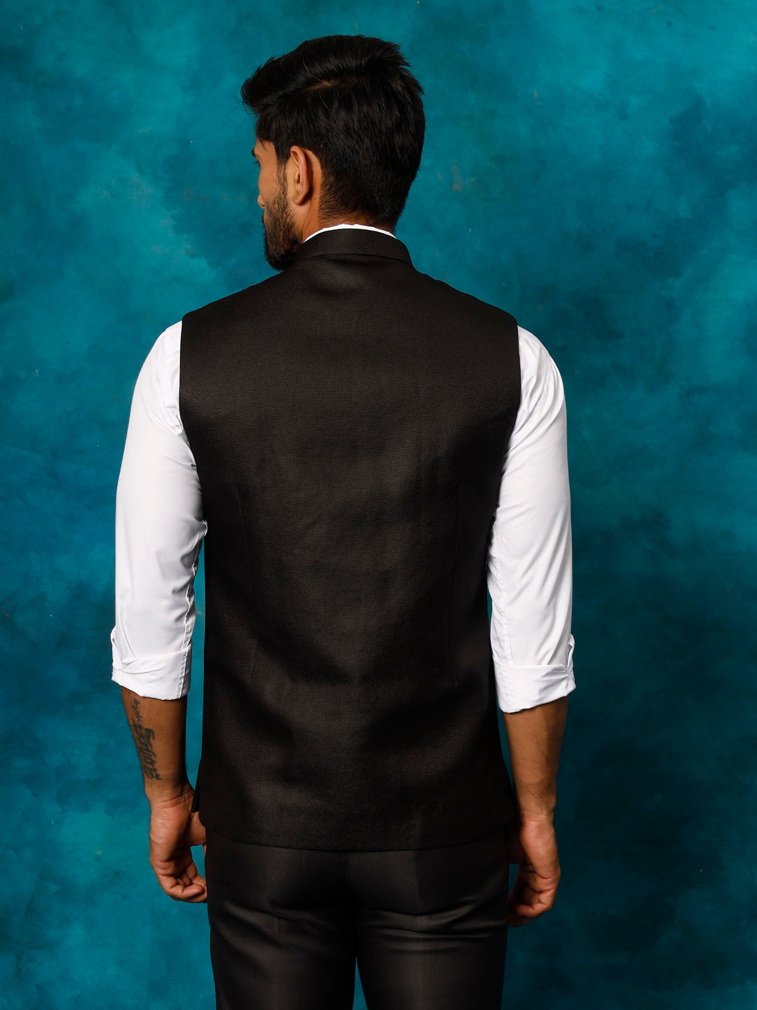 VM BY VASTRAMAY Men's Black Woven Nehru Jacket - Traditional Indian style formal outerwear for men