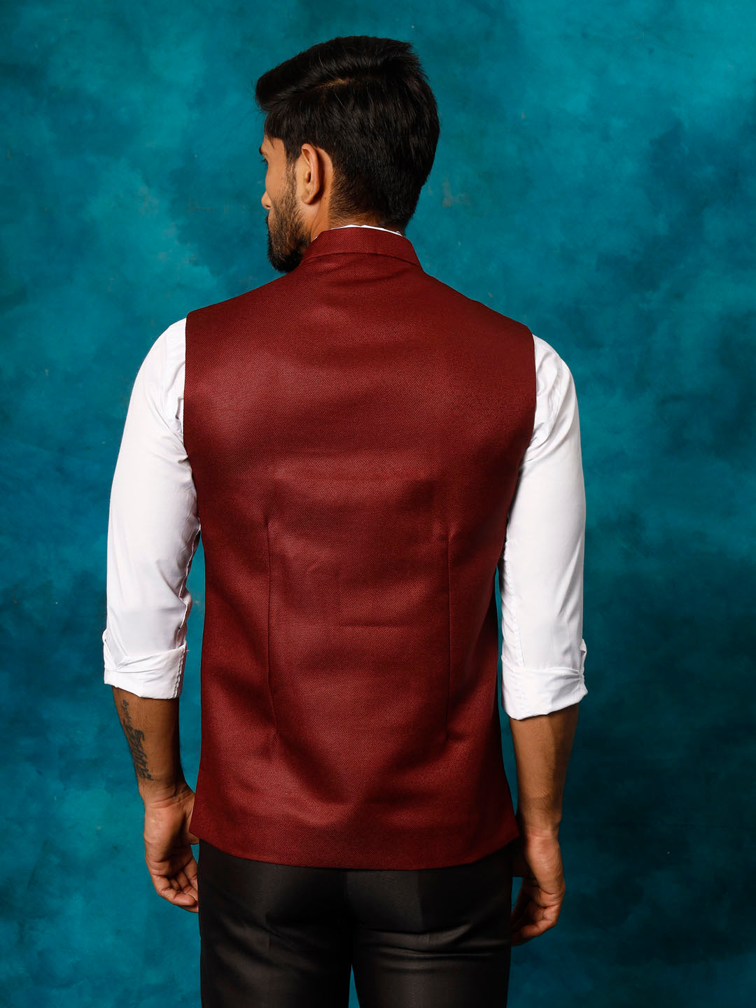 VM BY VASTRAMAY Men's Maroon Woven Nehru Jacket