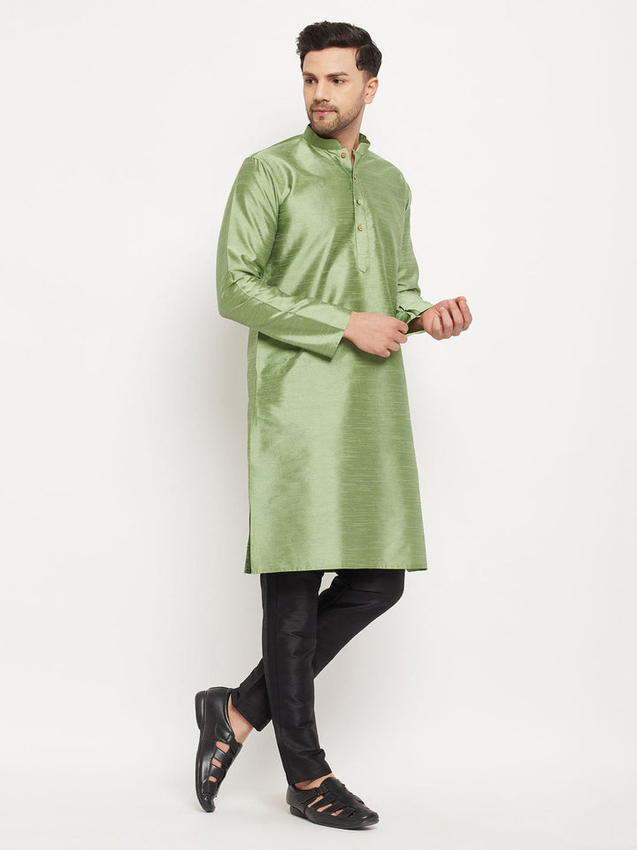 VM BY VASTRAMAY Men's Light Green Cotton Silk Blend Kurta