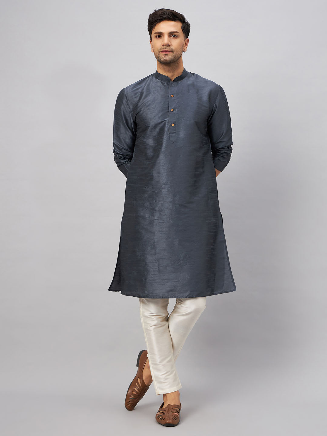  Ensemble of the kurta and pant set, perfect for traditional occasions and formal events, exuding sophistication and charm