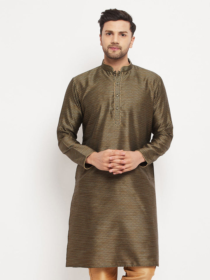 VM By VASTRAMAY Men's Black And Gold Silk Blend Kurta