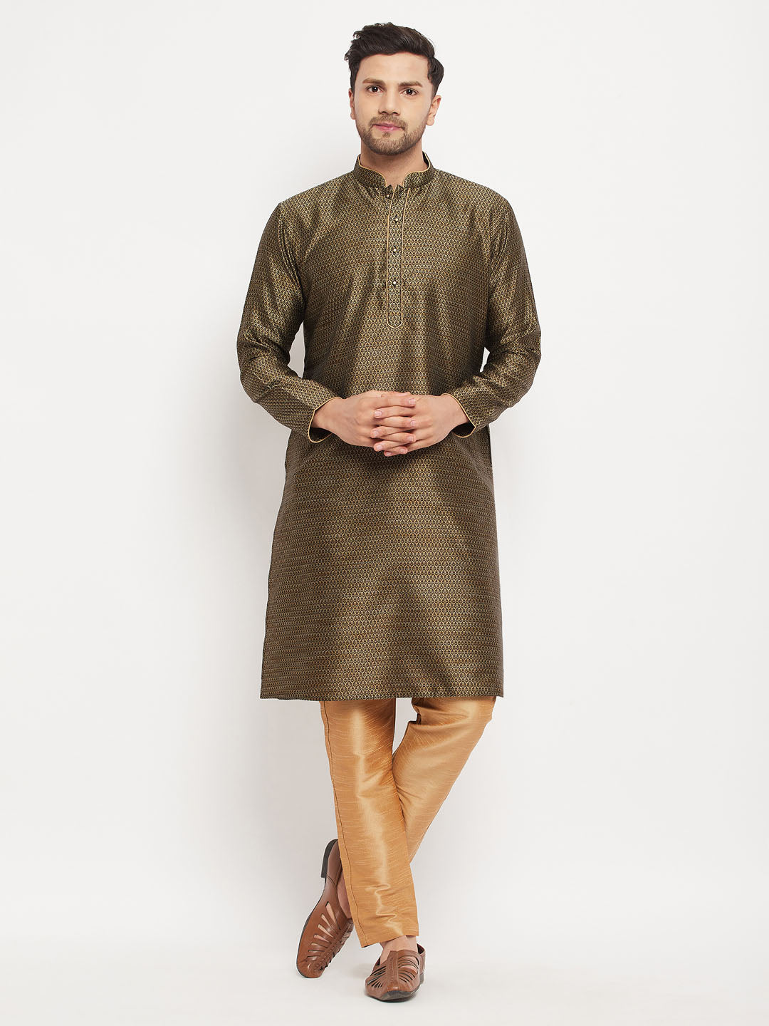 VM BY VASTRAMAY Men's Black Silk Blend Kurta and Rose Gold Pant Style Pyjama Set