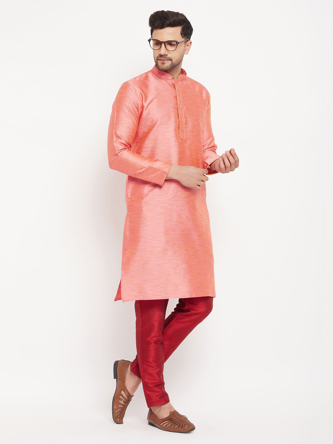 VM BY VASTRAMAY Men's Pink Silk Blend Kurta and Maroon Pant Style Pyjama Set