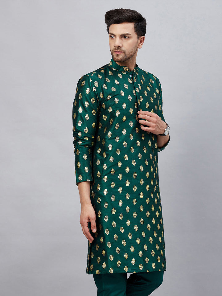 VM By VASTRAMAY Men's Green Foil Print Silk Blend Kurta