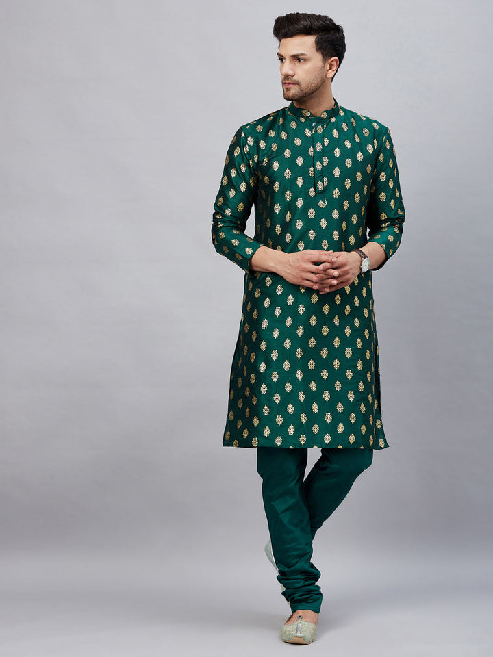 VM By VASTRAMAY Men's Green Foil Print Silk Blend Kurta Pyjama Set