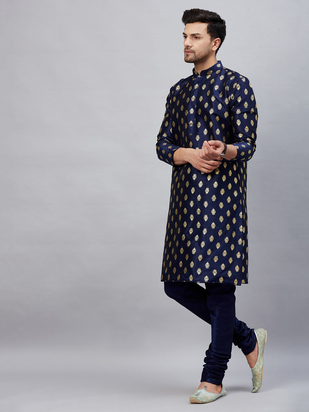 VM By VASTRAMAY Men's Navy Blue Foil Print Silk Blend Kurta, elegant traditional Indian attire with intricate foil print design