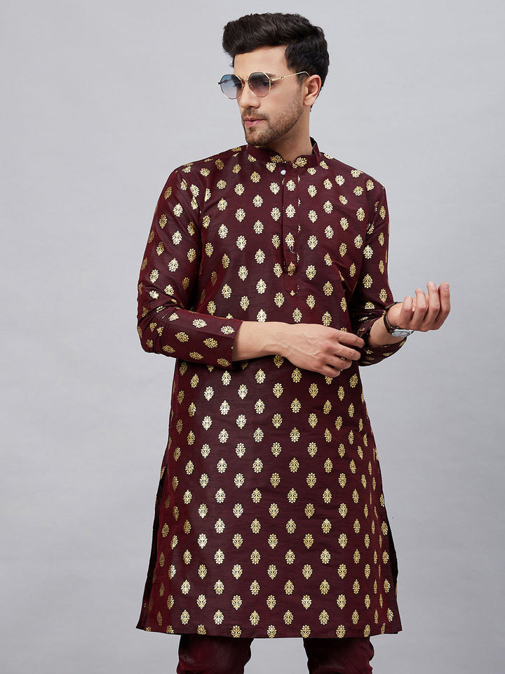 VM By VASTRAMAY Men's Wine Foil Print Silk Blend Kurta