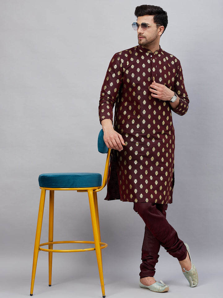 VM By VASTRAMAY Men's Wine Foil Print Silk Blend Kurta